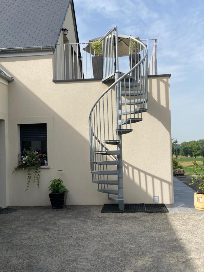 Appartement Lu'Ermael Avec Vue Mont Saint Michel Courtils Exterior foto